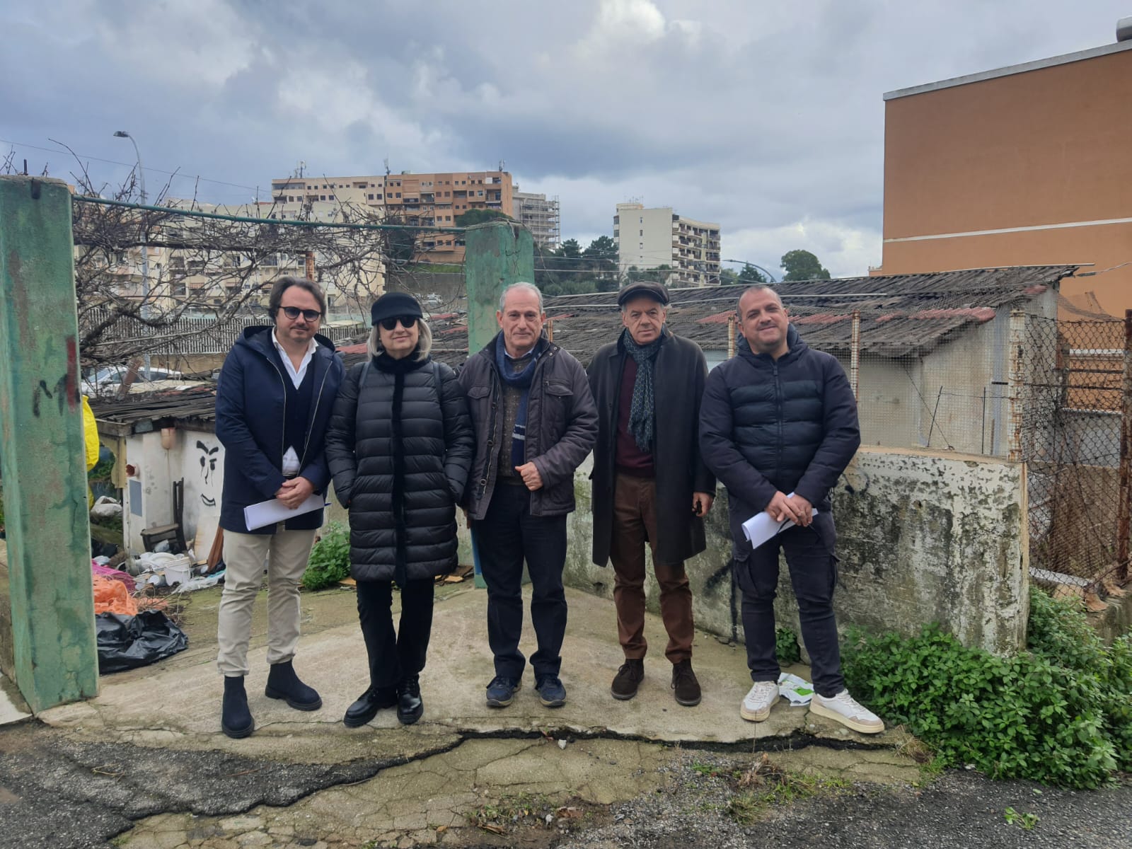 Risanamento, consegnati i lavori di demolizione delle baracche all’Annunziata FOTO E VIDEO