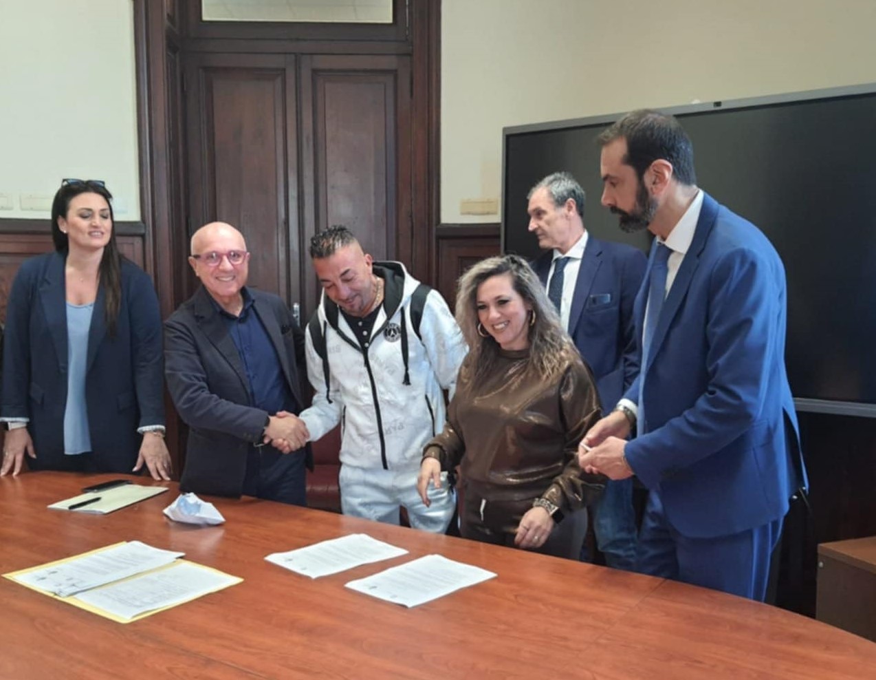 Una nuova casa per 7 famiglie di via Appennini: consegnate le chiavi