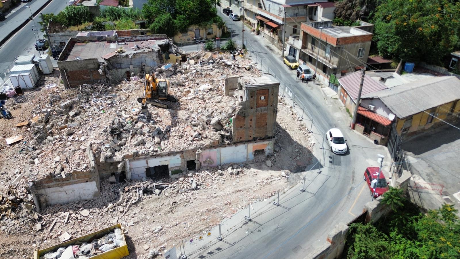 Bollettino settimanale: quasi concluse le demolizioni all’ex Lavatoio e via Appennini FOTO