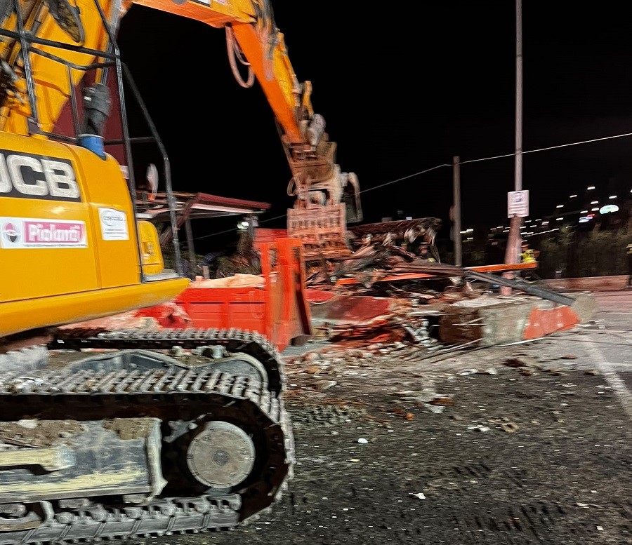 Crollo Pistunina: inviate le ruspe del risanamento a supporto operazioni di ricerca FOTO E VIDEO